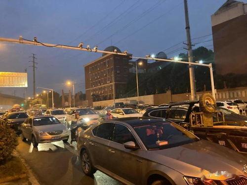 武汉爆料江夏事件视频最新,武汉爆料引发社会关注 第1张 武汉爆料江夏事件视频最新,武汉爆料引发社会关注 第1张